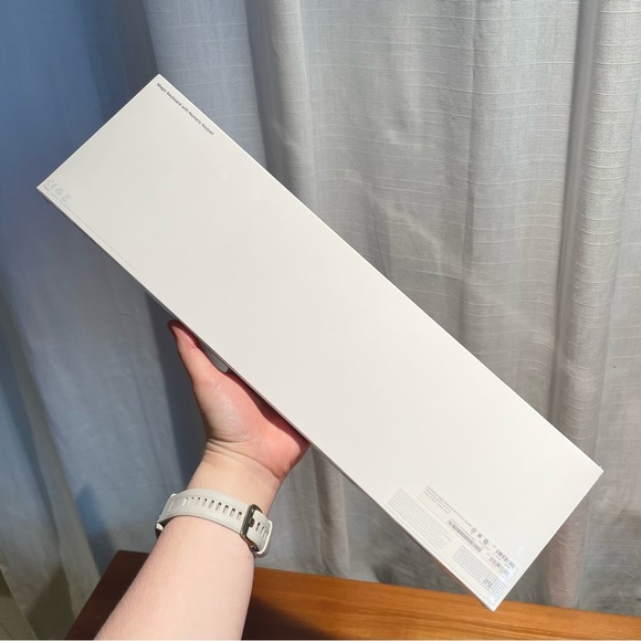 Apple Magic Wireless Keyboard with Numeric Keypad Silver Rechargeable Bluetooth - Picture 12 of 13